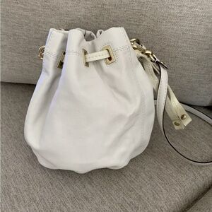 NWT AUTHENTIC COACH PEYTON CREAM LEATHER BUCKET CROSSBODY BAG WITH DUSTBAG 14501